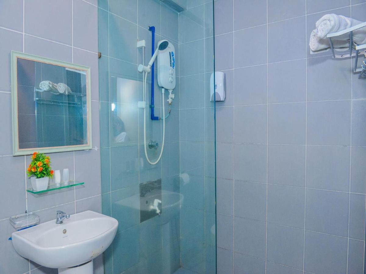 Treeline Urban Inn Kota Kinabalu Zewnętrze zdjęcie